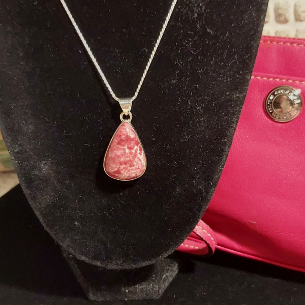 Thulite Tear Drop Sterling Silver Pendant with Sterling Silver Rope Chain